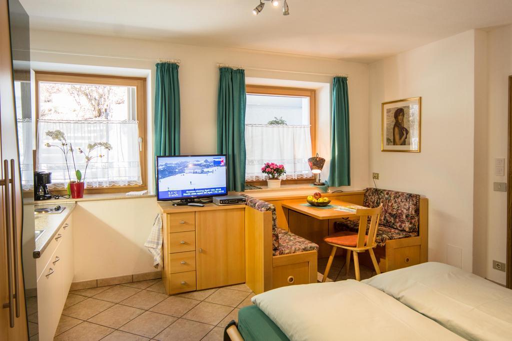 Appartment Plottenbaeck Campo Tures Ngoại thất bức ảnh